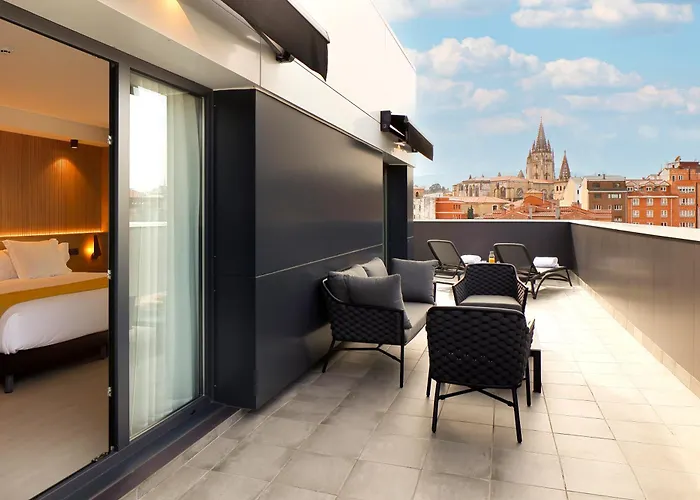 Nuvo Hotel Boutique